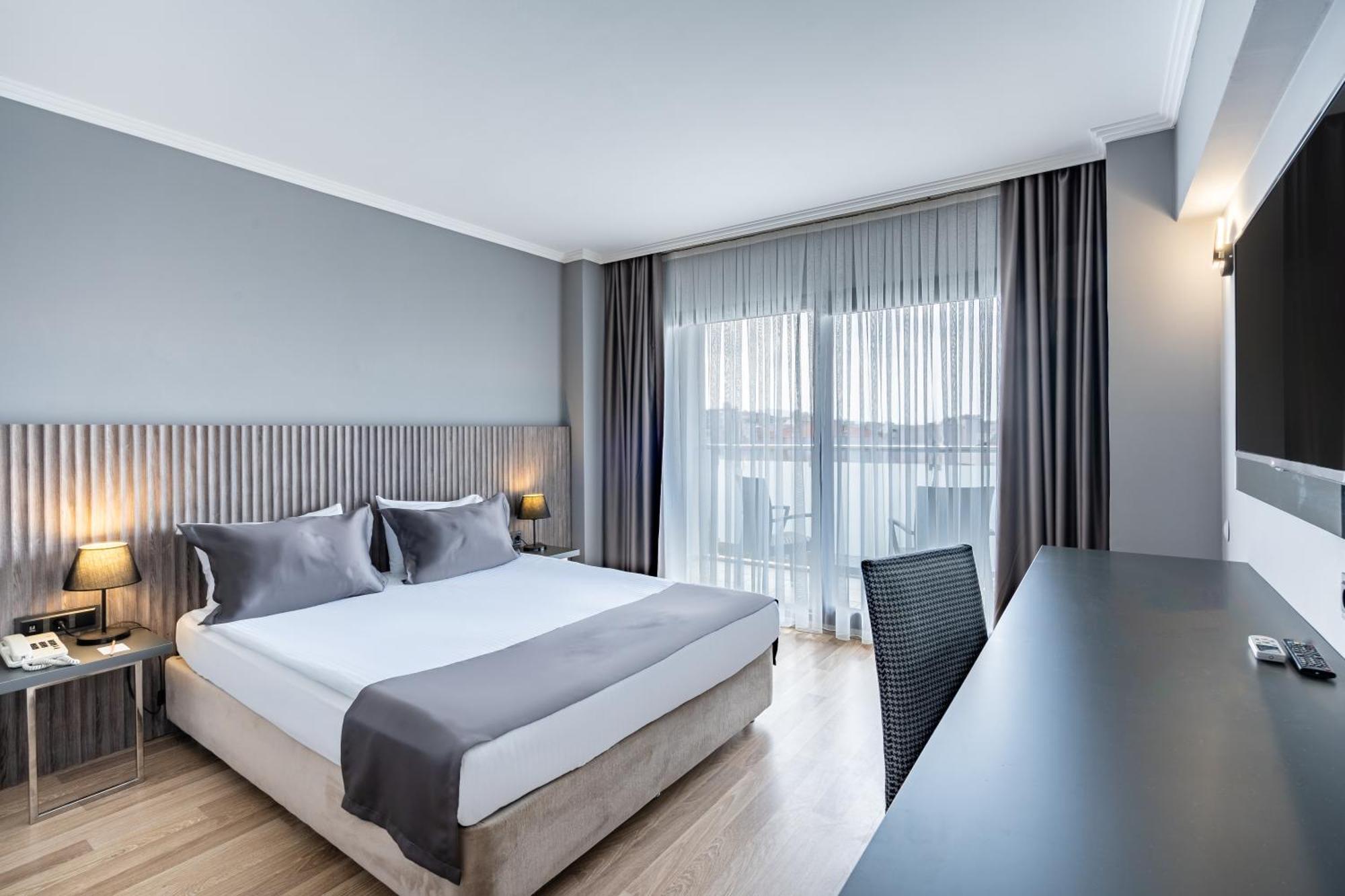 Odelia Resort Hotel 쿠사다시 외부 사진