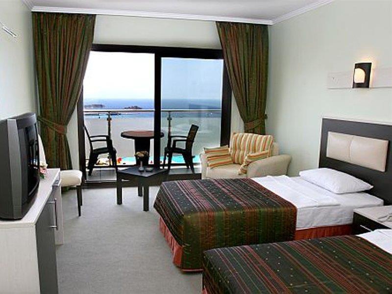 Odelia Resort Hotel 쿠사다시 외부 사진